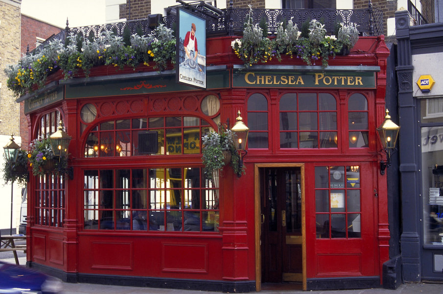 An exterior view of the Chelsea Potter pub on Kings Road, London