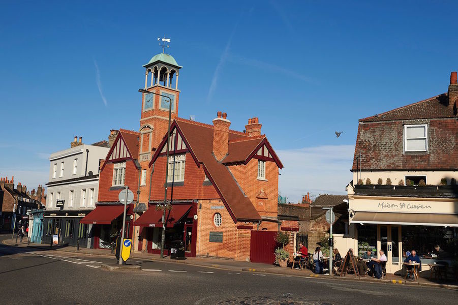A view of High Street in Wimbledon Village