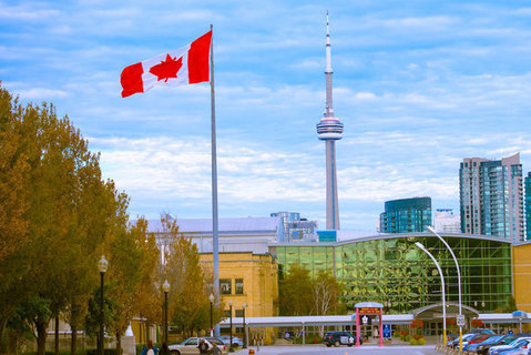toronto home sales slump 35%